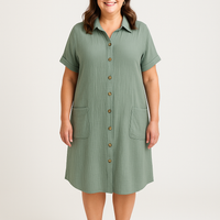 Akira | Feminines Kleid mit Knopfleiste