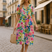 Anastasia™ | Modisches, lebendiges Kleid im modernen Design