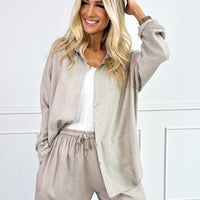 Genevieve | bequemes Hemd aus Viskose und Leinen in klassischer Unifarbe