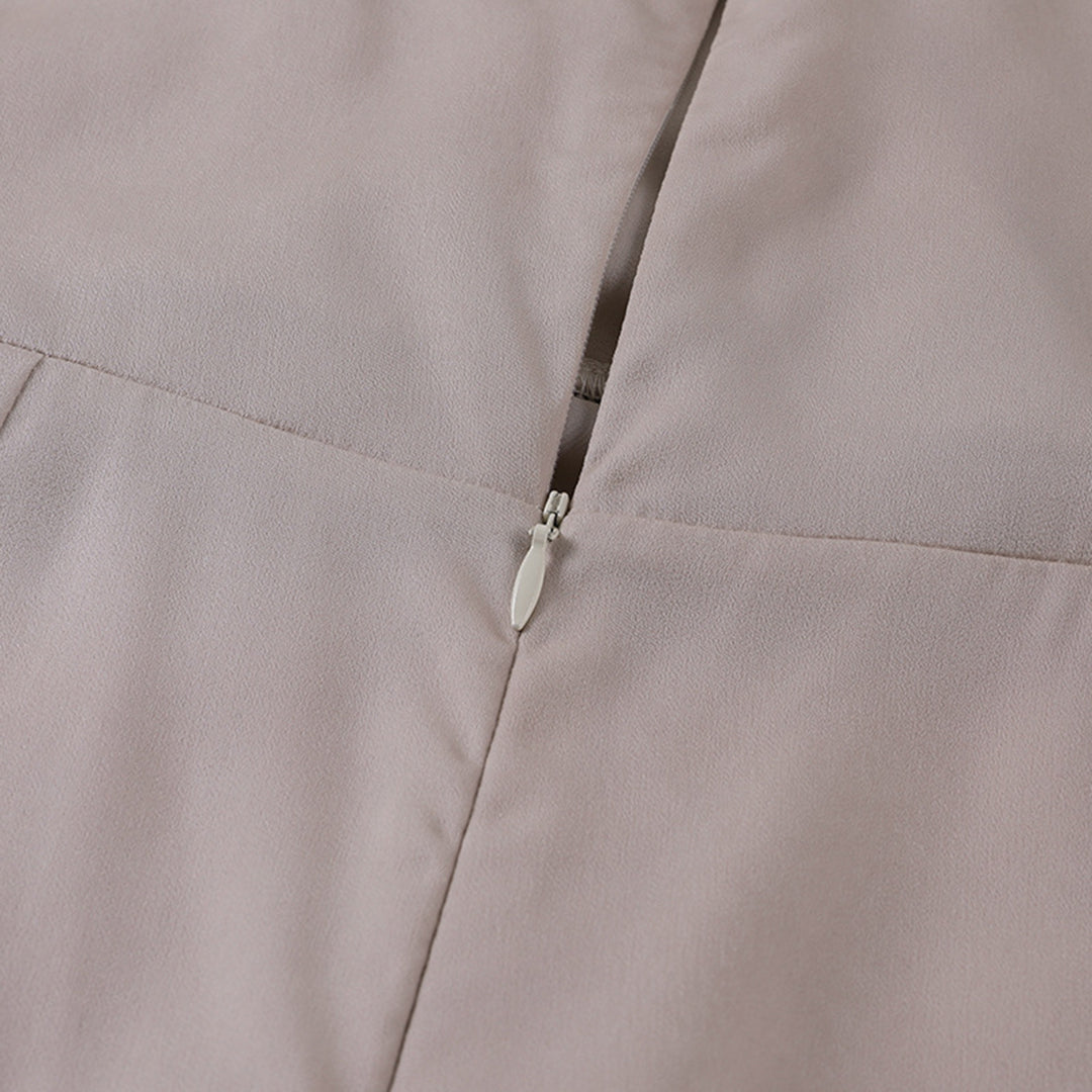 Silvie | Schickes trägerloses Kleid mit fließendem Schnitt