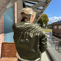 Demi | Modische Damenjacke im Bomberstil, vielseitig & chic