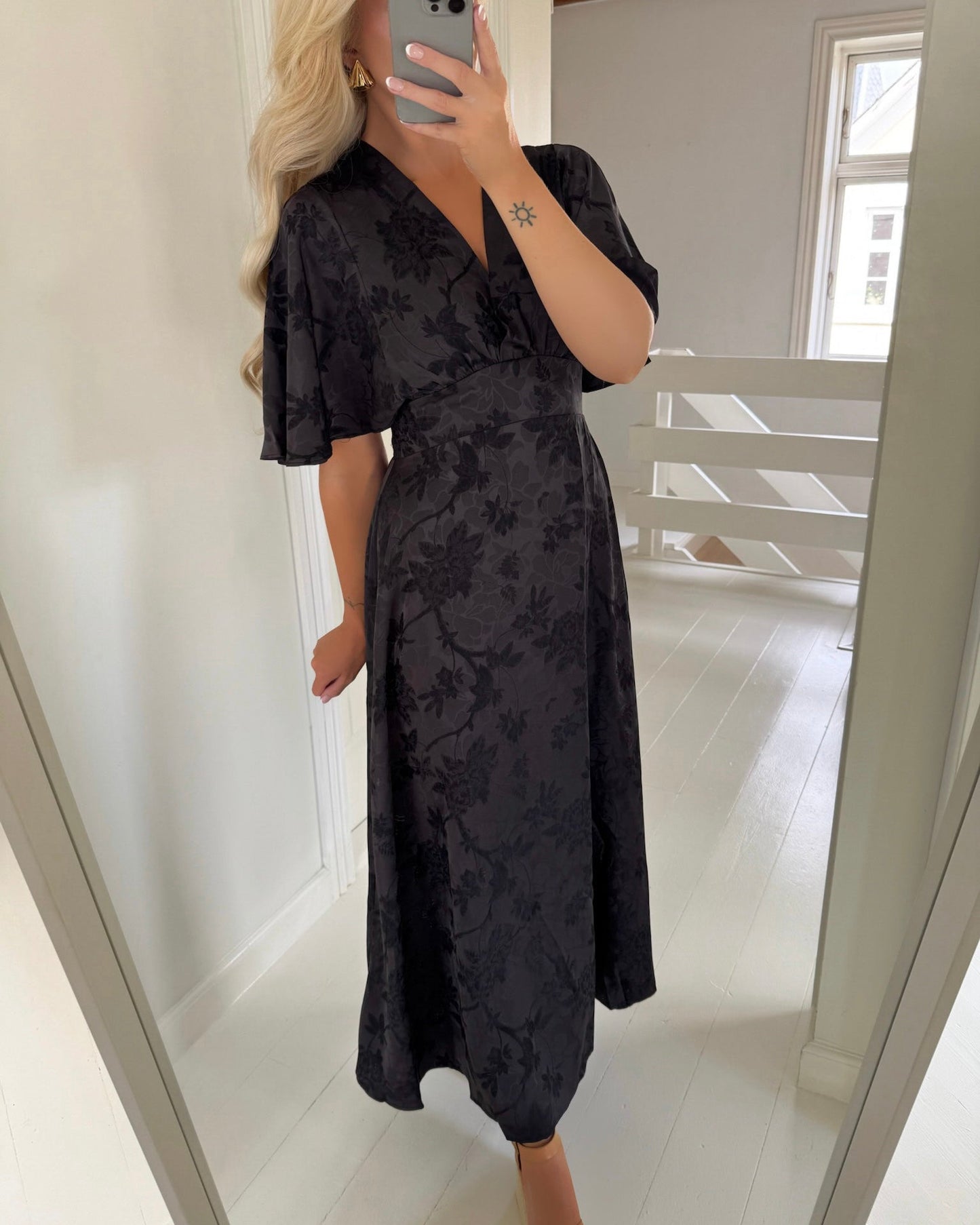 Poppy | Modisches Damenkleid, figurbetont & stilvoll