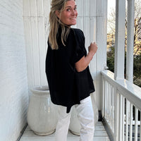 Claire | Locker geschnittene Kurzarm-Bluse mit klassischem Hemdkragen