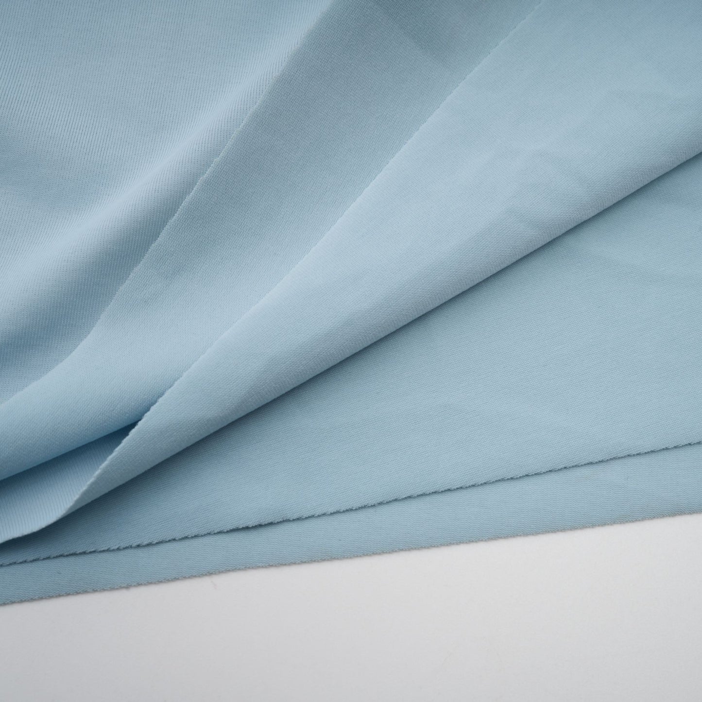 Mercy | modisches Kleid mit asymmetrischem Schnitt