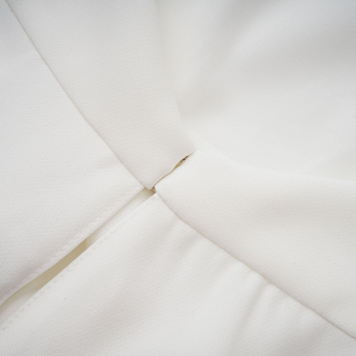 Reya | feminines langes Kleid mit Neckholder-Ausschnitt