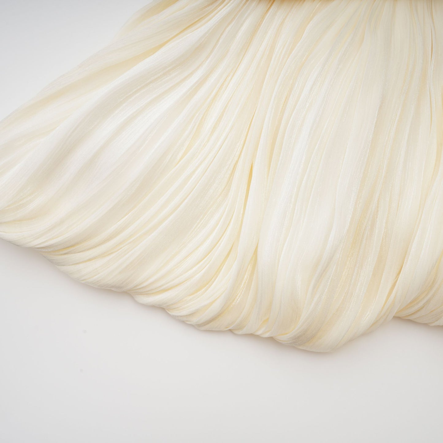 Cyriel | Drapiertes Minikleid mit Schleifenmuster