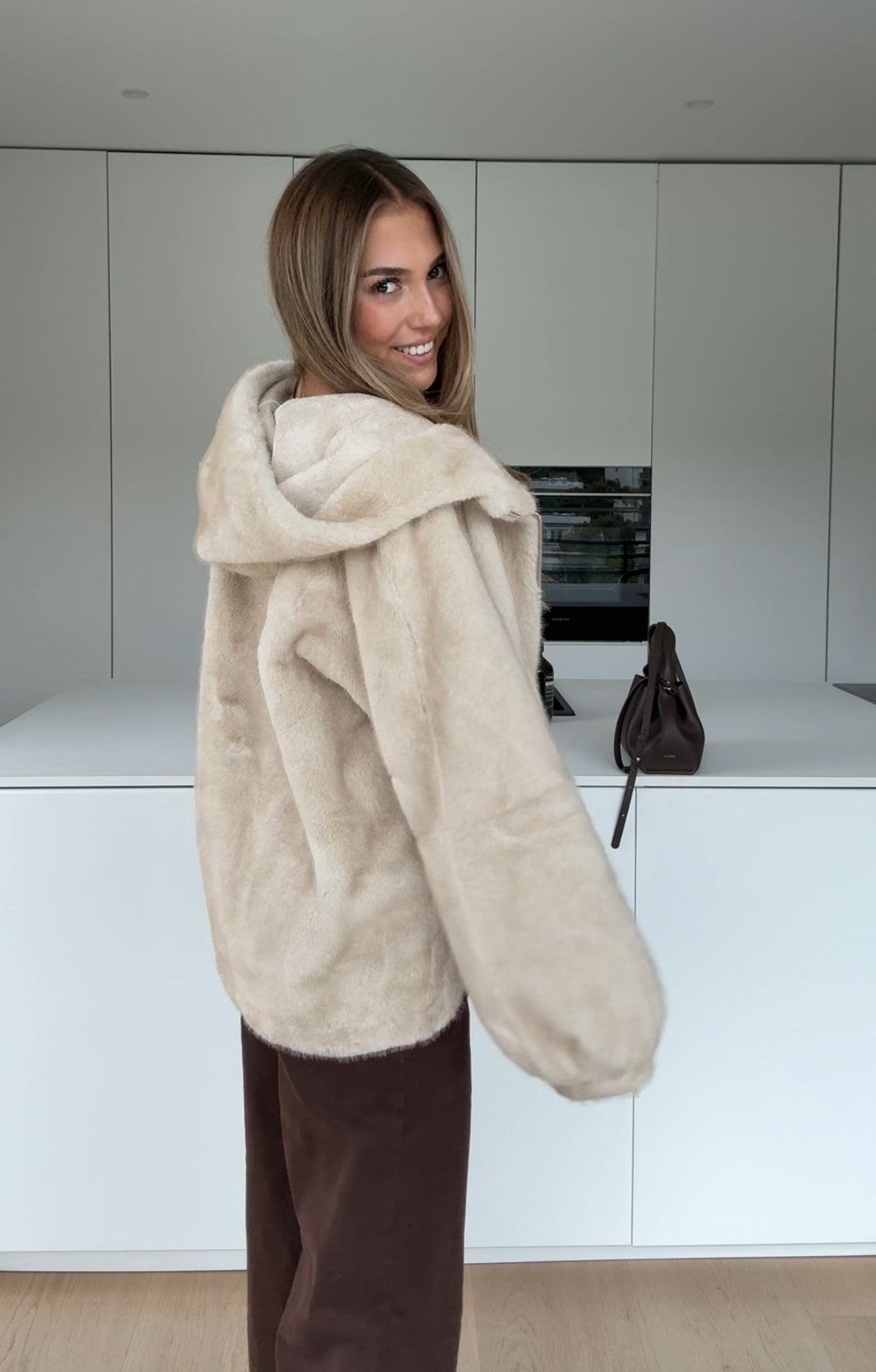 Biara | Weiche Kapuzenjacke