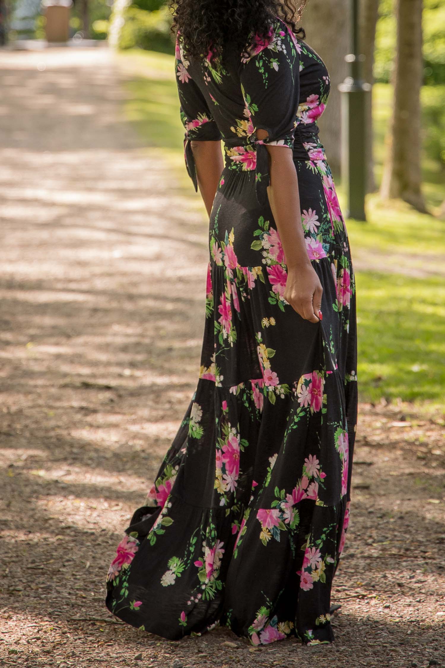 Medel | Florales gestuftes Maxikleid