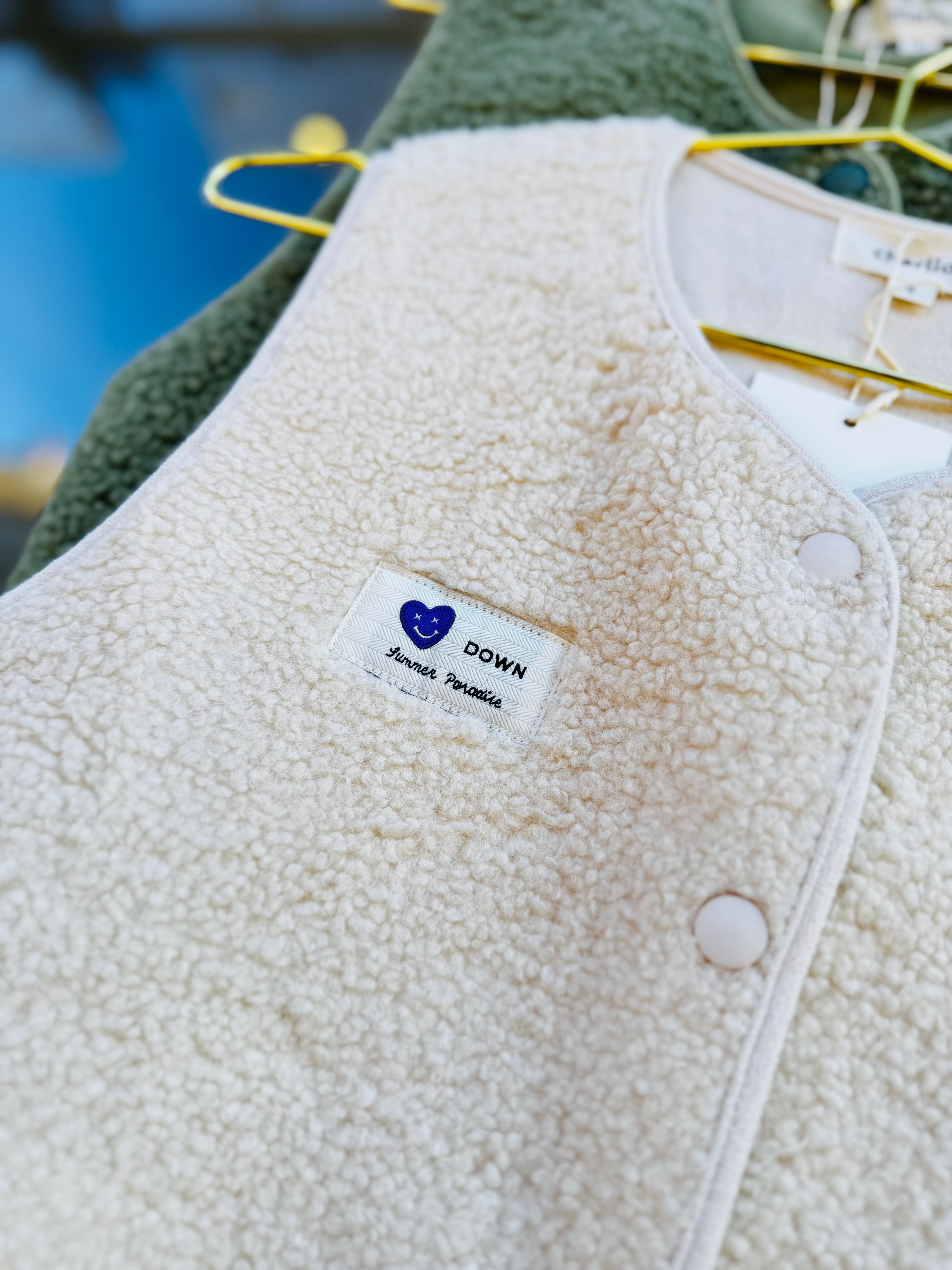 Heddy | Weste mit Herzsmile-Patch