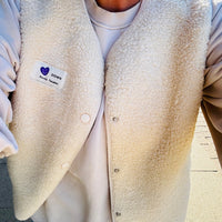 Heddy | Weste mit Herzsmile-Patch