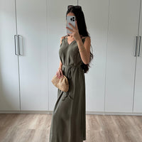 Elani | modisches Damenkleid, stilvolle Schnürung.