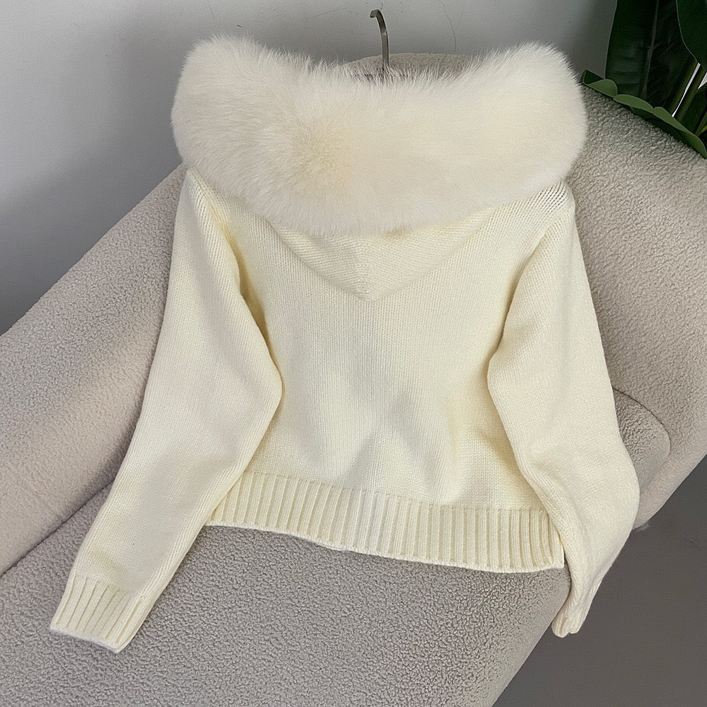 Silvia | Eleganter Cardigan mit Fellkragen