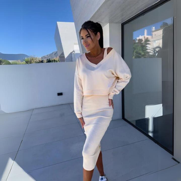 Adrianna | Stylisches Zweiteiler-Set mit Sweatshirt & Kleid