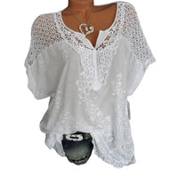 Davinia | Besticktes T-Shirt mit V-Ausschnitt