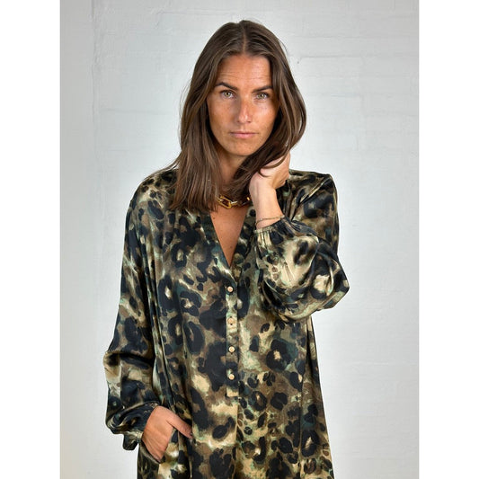 Rachel™ | Modisches Damenkleid im Camouflage-Design