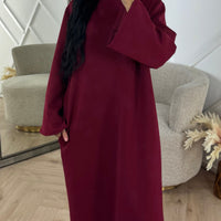 Zusila | Minimalistische Maxikleid mit weiten Ärmeln