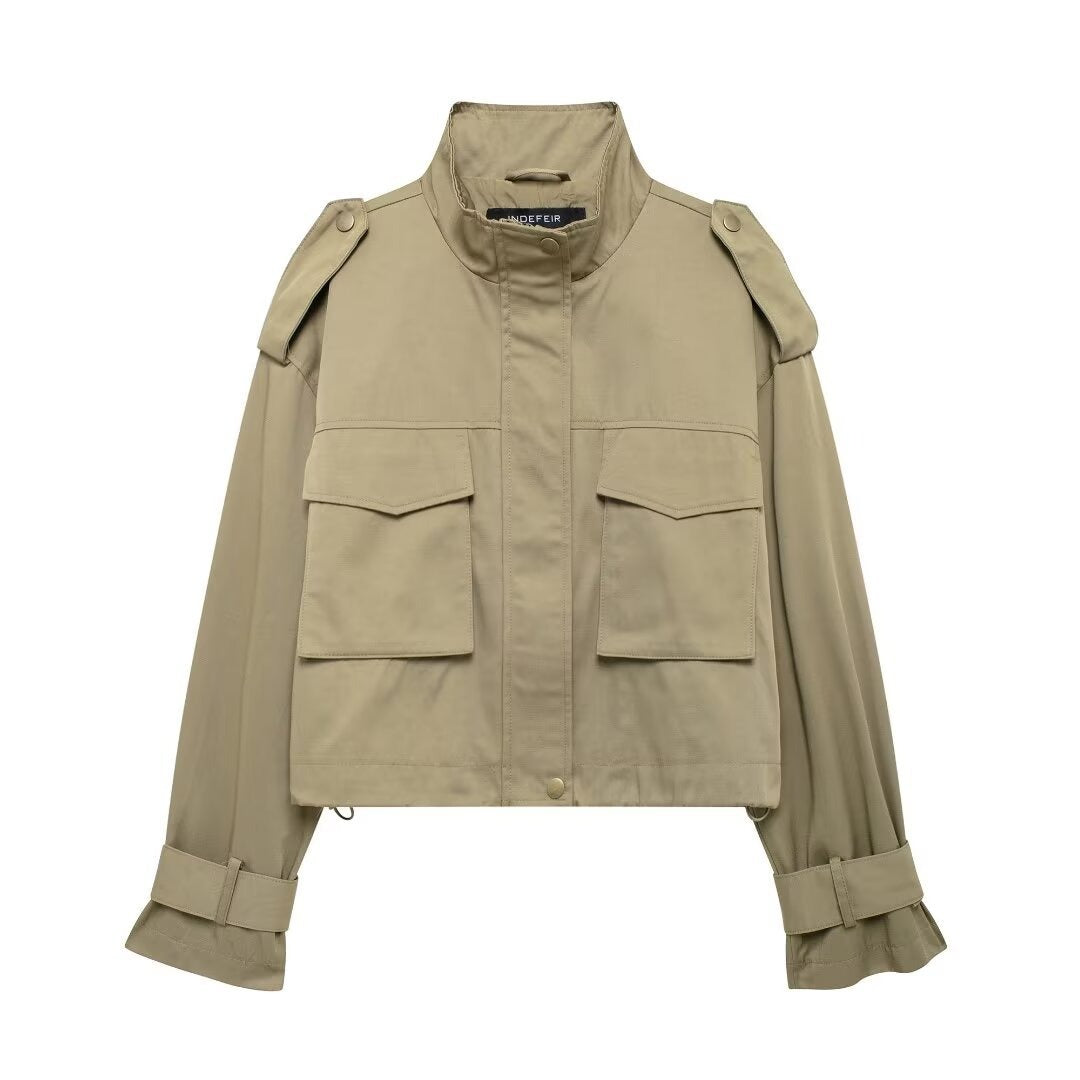 Solana | trendige Cargo-Outfits, leger und elegant.