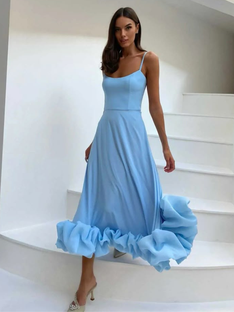 Ruthie | elegantes Kleid mit verspielten Rüschen