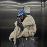 Melodie™ – Warmer Kunstpelz-Mantel