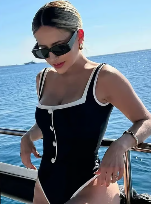 Loue | Schwarzer und Weißer Badeanzug mit Knöpfen