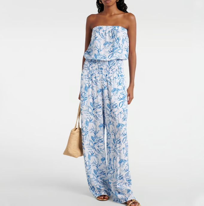 Rora | Set aus Kleid, Jumpsuit, Badeanzug und Rock mit passendem Druck