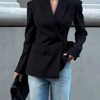 Iya | Sexy rückenfreier Blazer