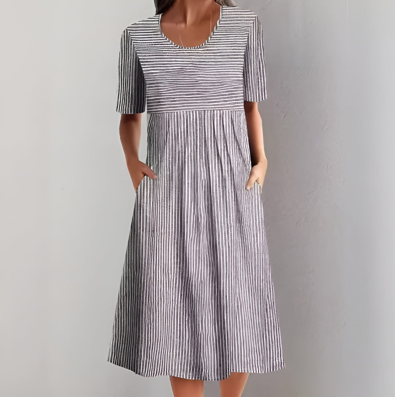 Angil | Gestreiftes Midikleid im Marine-Stil