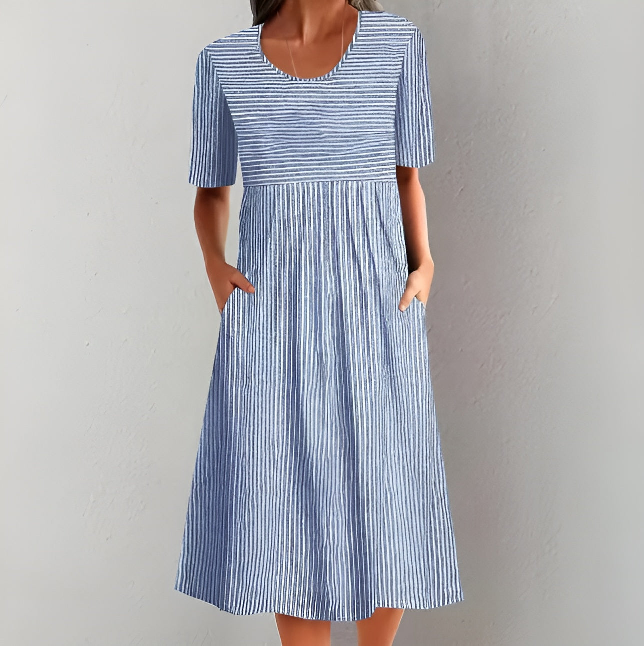 Angil | Gestreiftes Midikleid im Marine-Stil