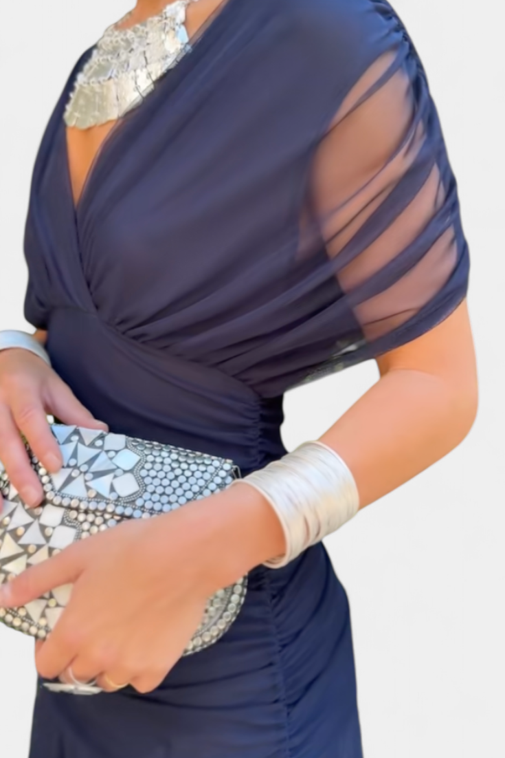 Evelyn | Elegantes Maxikleid mit floralen Details