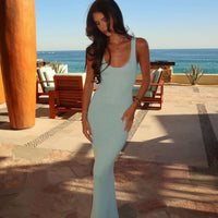 Alia | Schmal geschnittenes Maxikleid