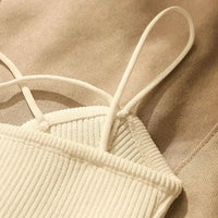 Gale | Tailliertes Strick-Crop-Top mit Trägern