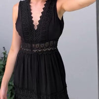 Daniela | Elegantes Spitzen-Tankkleid mit V-Ausschnitt