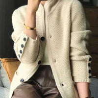 Claira | Strickjacke mit Knöpfen