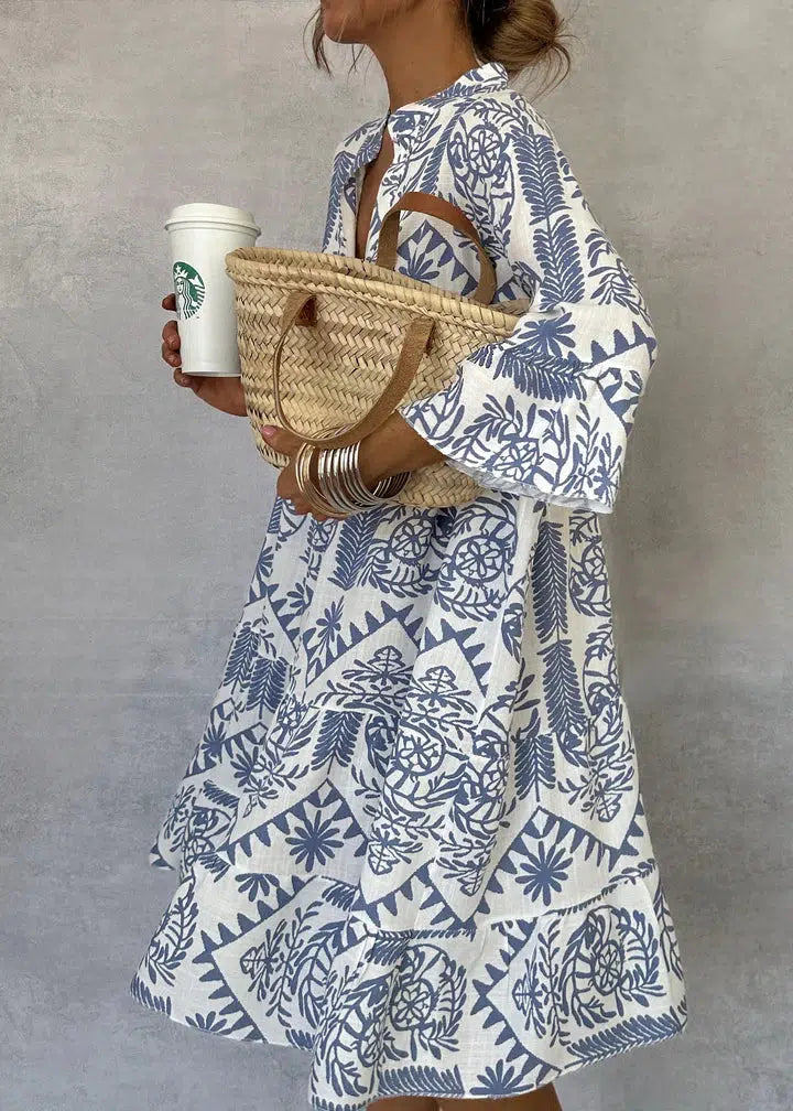 Heli | Blaues Minikleid mit V-Ausschnitt und Ärmeln