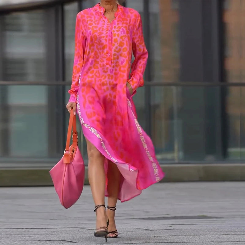 Keyla | modisches Kleid mit Leopardenmuster und Schlitz