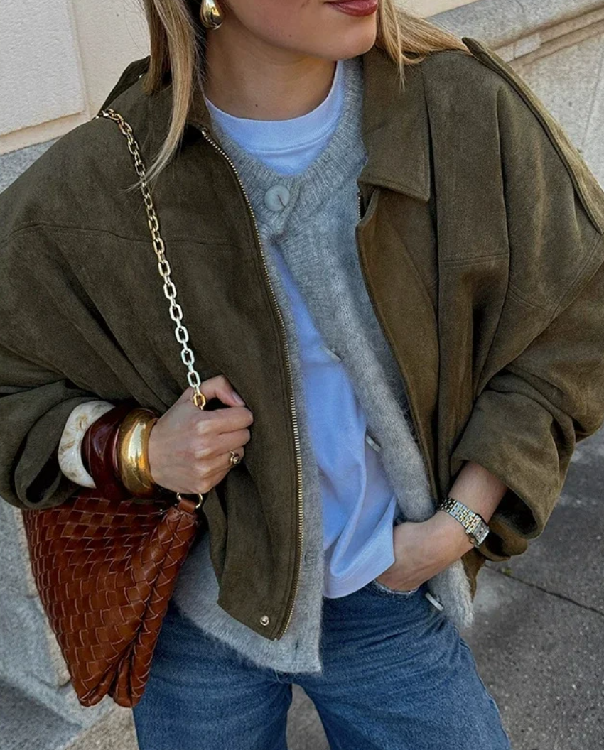 Afrela | Locker sitzende Wildlederjacke für Damen