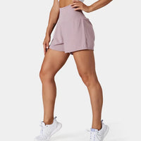 China | Sportliche Shorts mit hoher Taille und fließendem Oberstoff