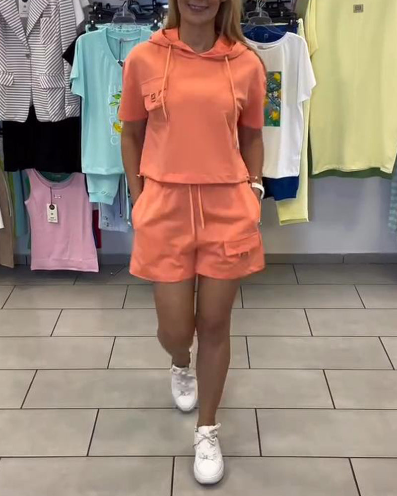 Kylee | sportliche Shorts mit Kapuzen-Design