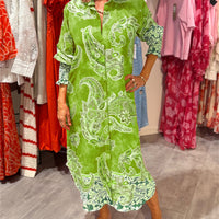 Alainy | Vibrierendes Midikleid mit Paisleymuster