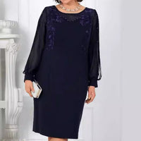 Uche | Midi-Kleid mit Perlenverzierung an den Ärmeln