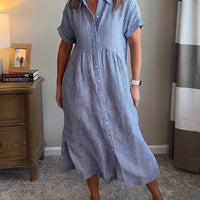 Ivey | feminines Kleid mit Knöpfen und Aufschlägen