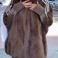 Relina | Gestreifter Plüschmantel mit Kapuze