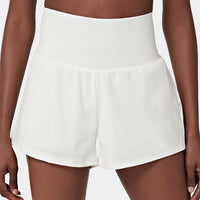 China | Sportliche Shorts mit hoher Taille und fließendem Oberstoff