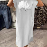 Zelha | Midikleid mit Kapuze