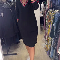 Elisa | Elegantes V-Ausschnitt-Kleid mit Taschen