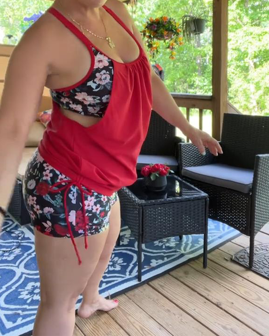 Zaria | trendiger Boxer-Badeanzug mit Printakzenten