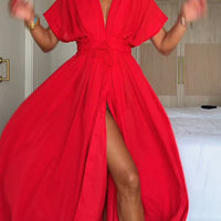 Della | schickes Damenkleid in Midi-Länge mit V-Ausschnitt.