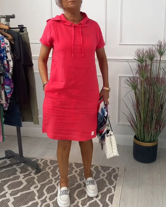 Nyla | Bequemes kurzärmeliges Freizeitkleid mit Kapuze