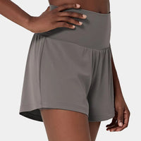 China | Sportliche Shorts mit hoher Taille und fließendem Oberstoff