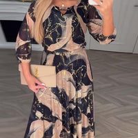 Dafne | stilvolles Kleid mit bedrucktem Taillendesign und dreiviertel Ärmeln